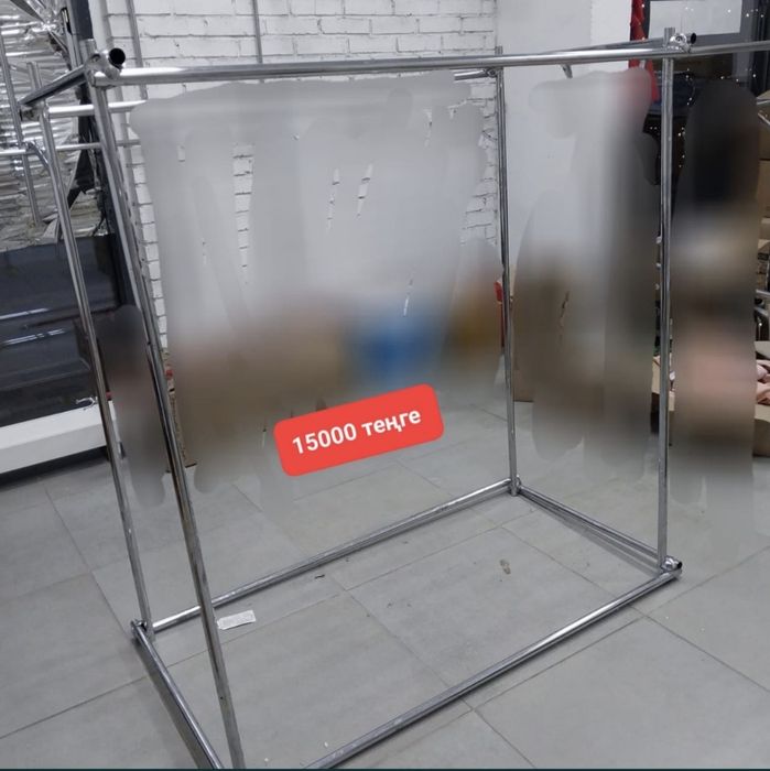 Торговое оборудование,стойки,вешала