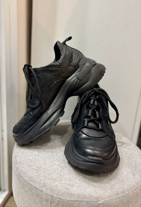 Дизайнерски маратонки NUWE от естествена кожа