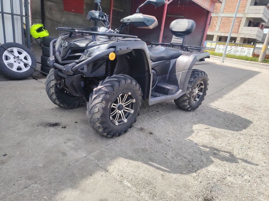 Vând ATV Cf moto( 450 L)