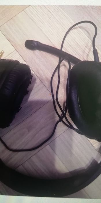 Наушник     Hyper