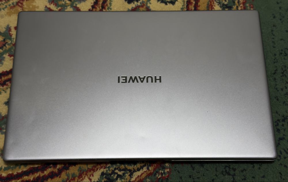Huawei Matebook d15 срочна продаются