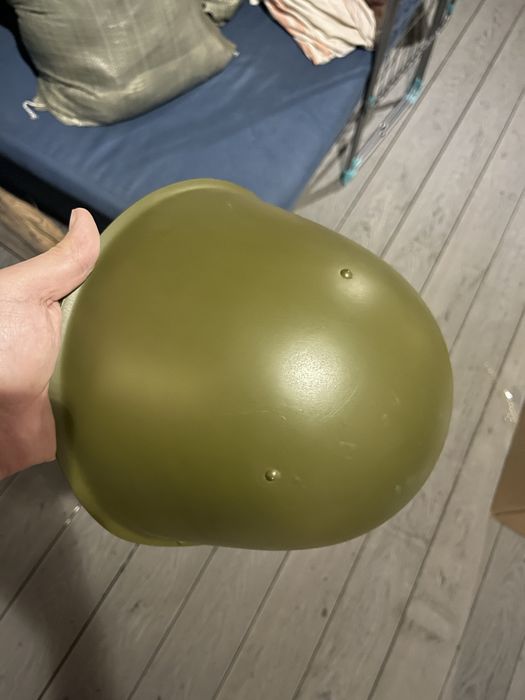 Каска военная железная