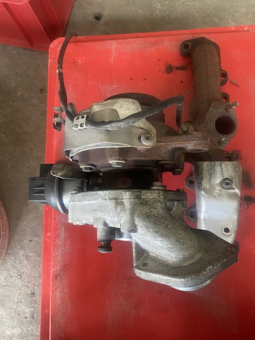 Turbina vw 2.0 TDI cod motor CFF 140 cai