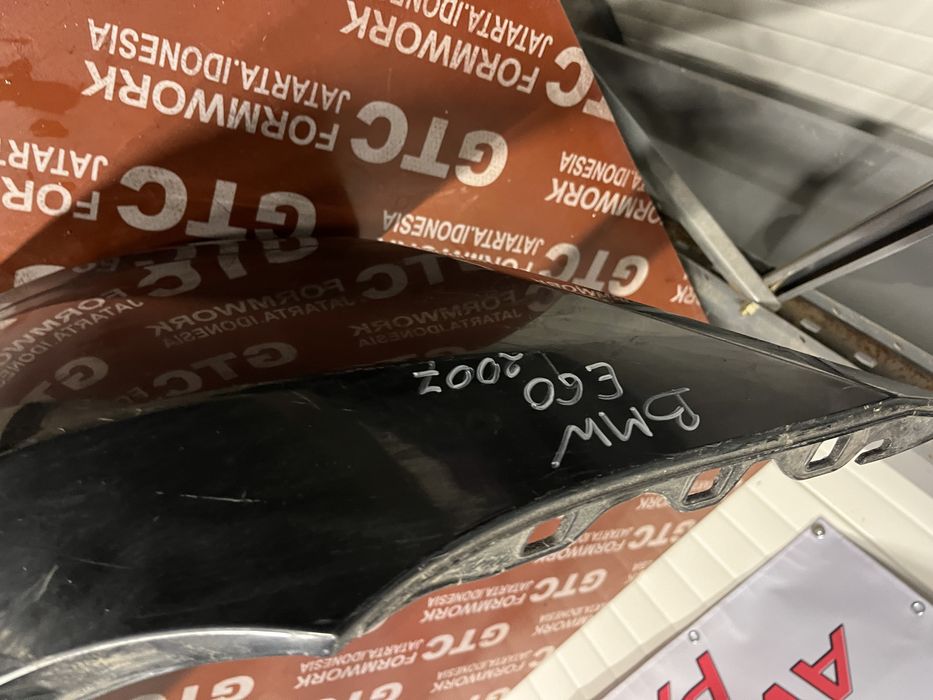 Броня BMW 5 серия E60 2007г 2бр.