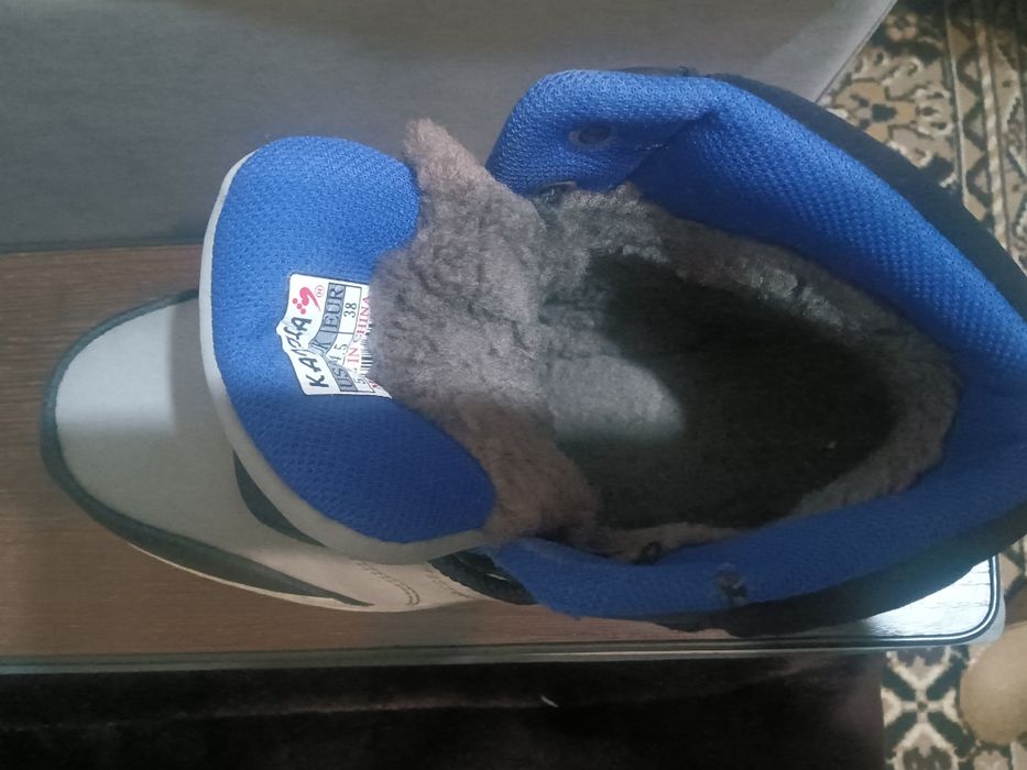 Продам обувь на мальчика.