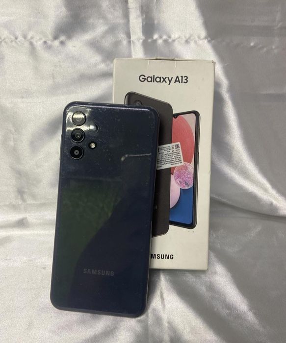 Продам 2 телефона Samsung a12,13