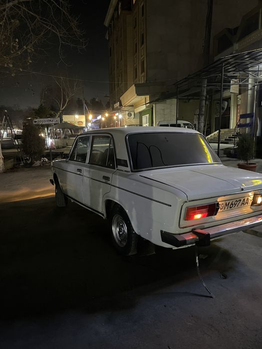 Jiguli Vaz2106 sotiladi