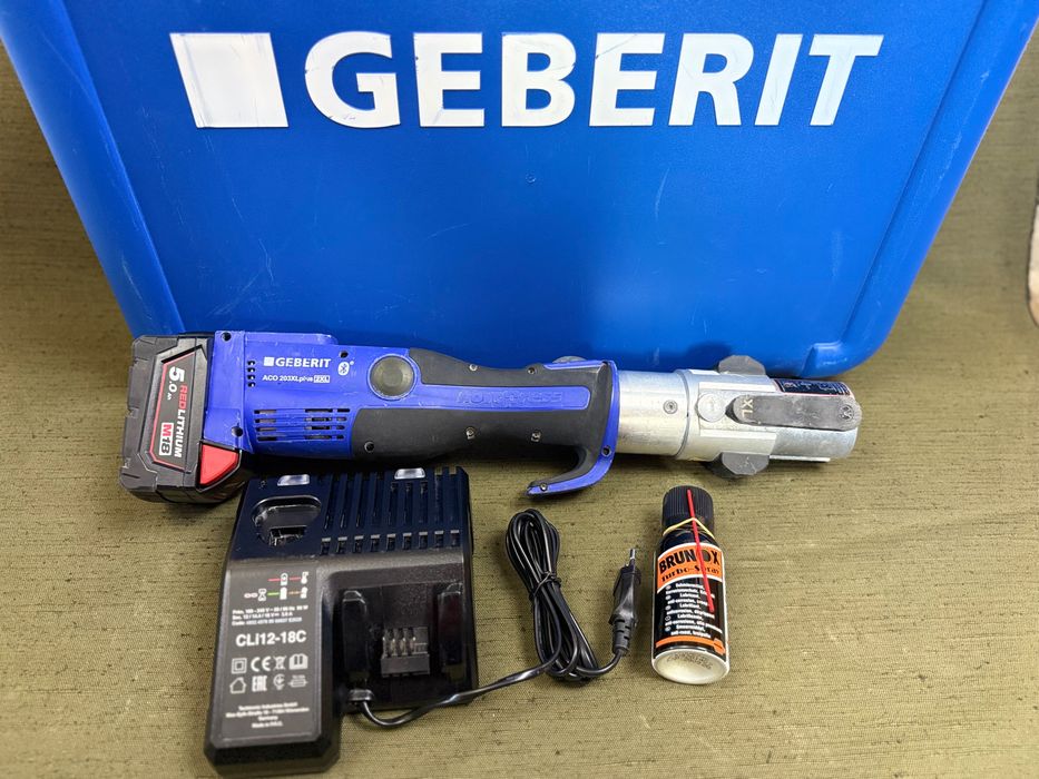 Geberit ACO 203XLplus 2XL Bluetooth прес машина Milwaukee M18