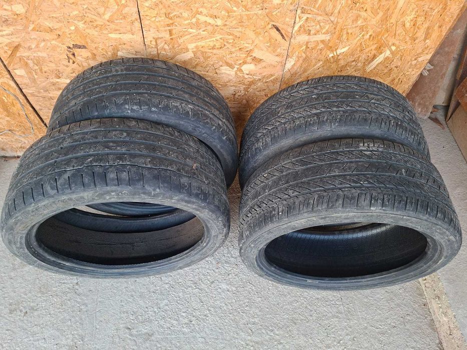 Продам автошины 235/40 R19