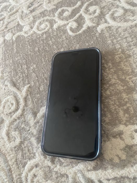 Iphone 11 в хорошем состоянии