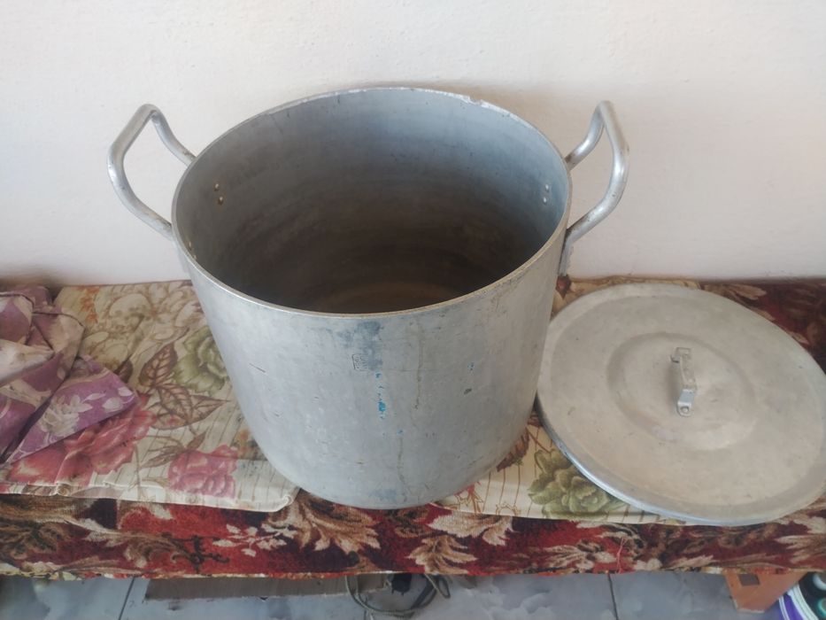 Продам кастрюлю аллюминиваю