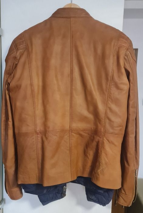 Geacă de piele maro deosebit