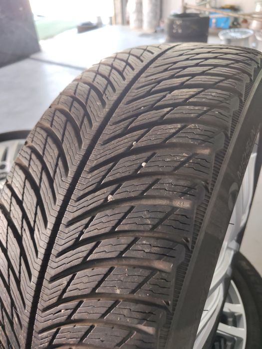 4 бр зимни 235/55/17 Michelin