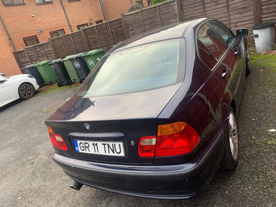 BMW E46 316i stare excelenta vând/schimb