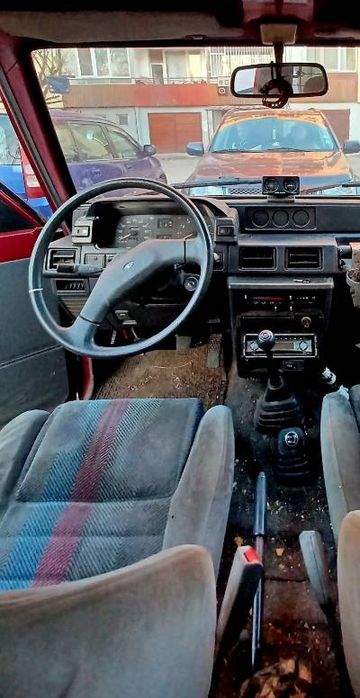 Продавам Daihatsu Feroza