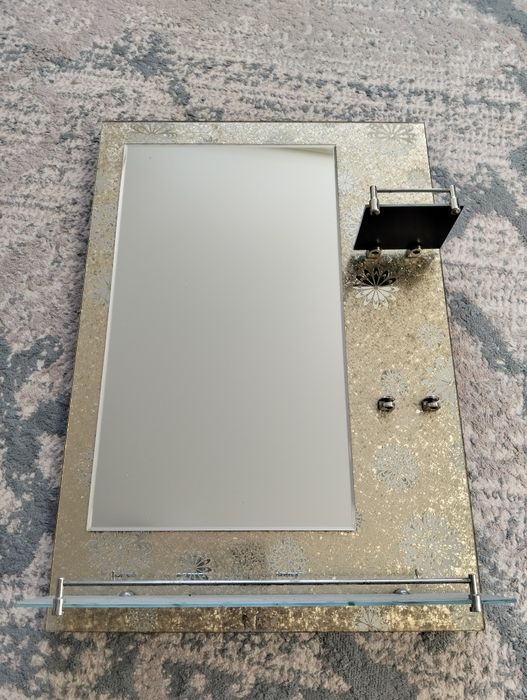 Продам зеркало, размер 70 на 50