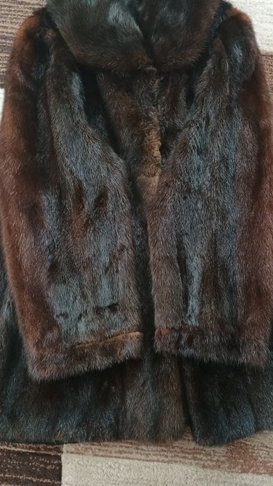 Haina de nurca naturala