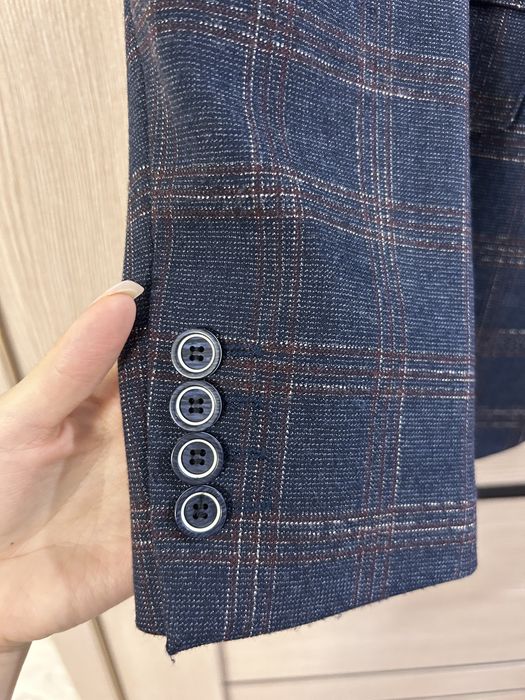 Мужской костюм.