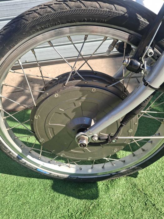 Електрически велосипед  триколка