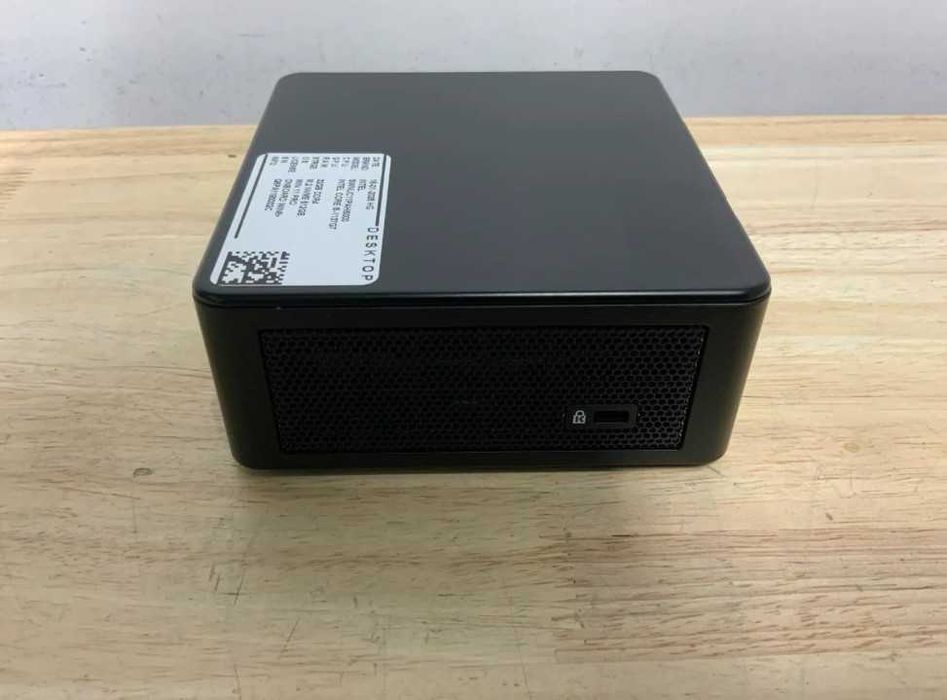 Intel NUC NUC11PAHI5/ Intel core i5/ RAM 32GB/ 512GB NVMe Mini PC