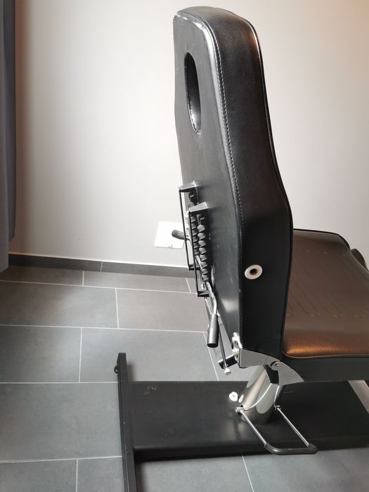 Scaun piele pt. tatuat