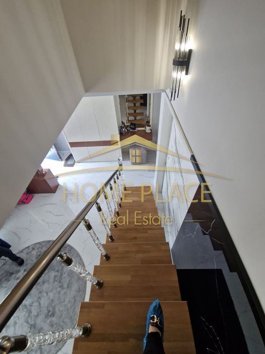 Продава се Къща в Варна, Бриз - 250 кв.м за 2476 €/кв.м - Снимка #8