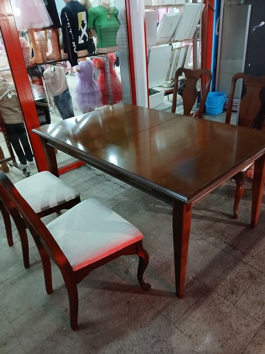 Винтидж комплект маса  и столове