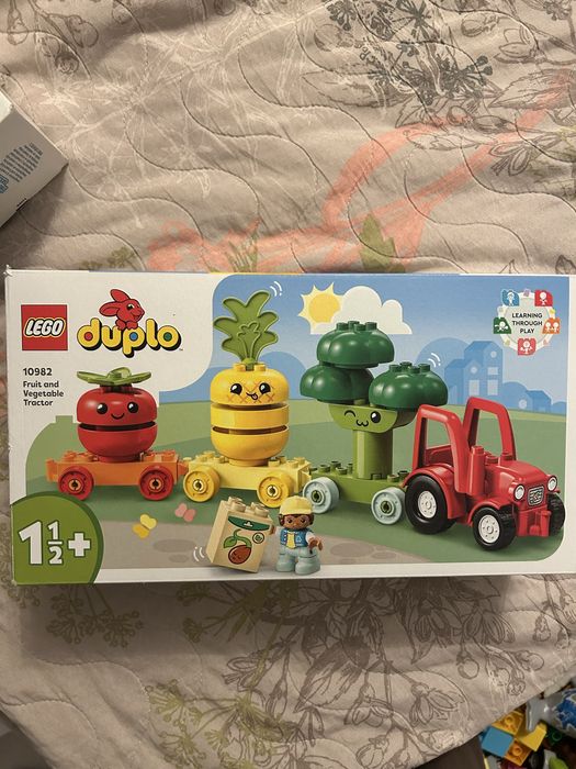 Lego duplo set joaca la baie si tractorul cu legume