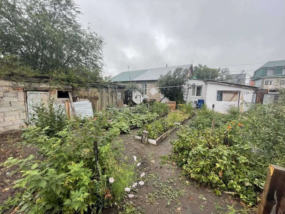 Продам  1/3 дома