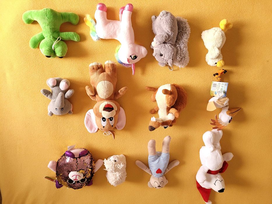 Set de 12 plusuri / jucarii cu diverse personaje