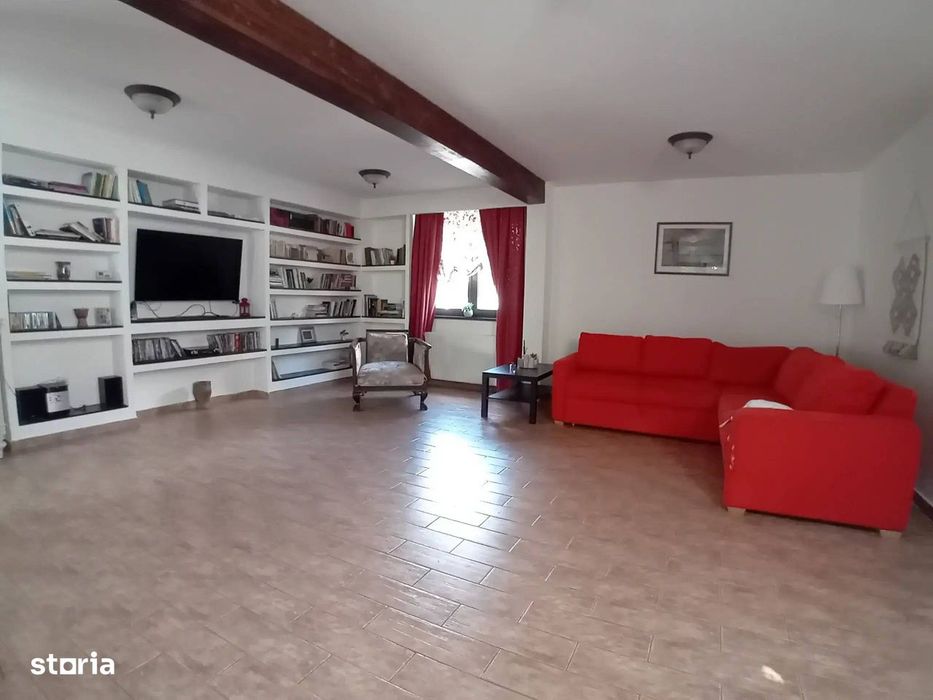 Vilă luminoasă cu 5 camere, curte 512 mp, Mogoșoaia