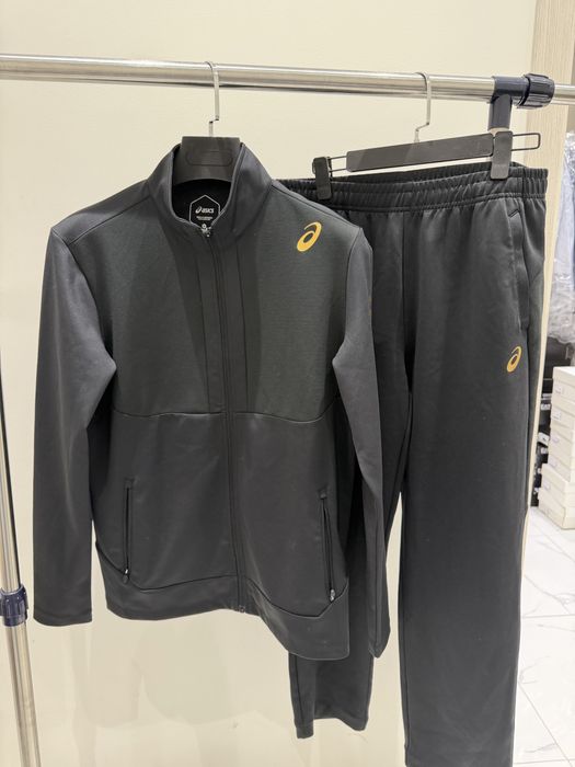 Мужской костюм новый