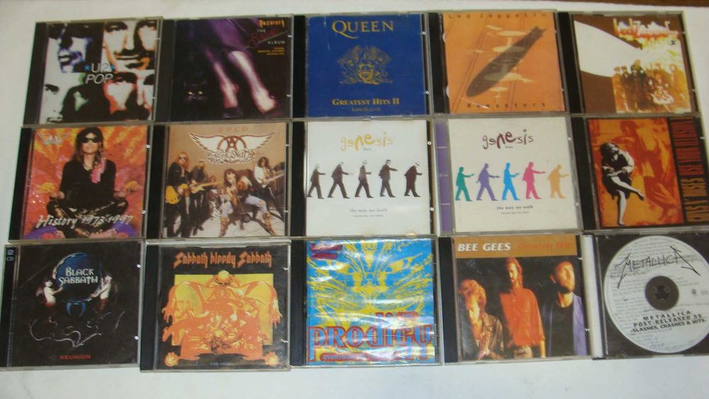 Компакт дискове -оригинали и матрица