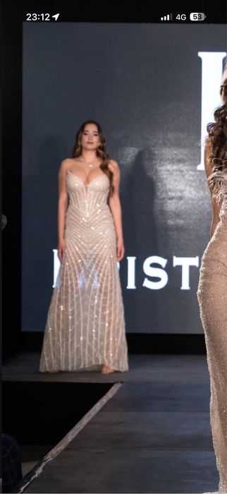 Официална рокля на дизайнер Христо Чучев