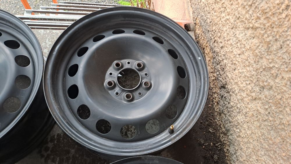 Стоманени 17" 5Х120мм БМВ с Тасове, 5X120mm BMW ORIGINAL