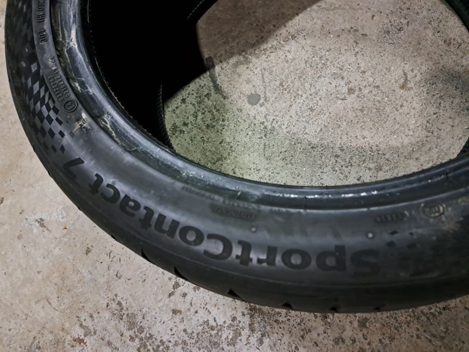 2 anvelope 275/40 R20 Continental 7 mm