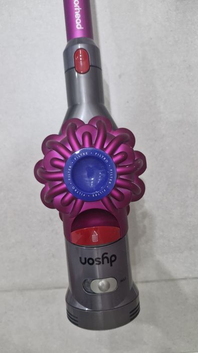 Dyson пылесос ұсталған