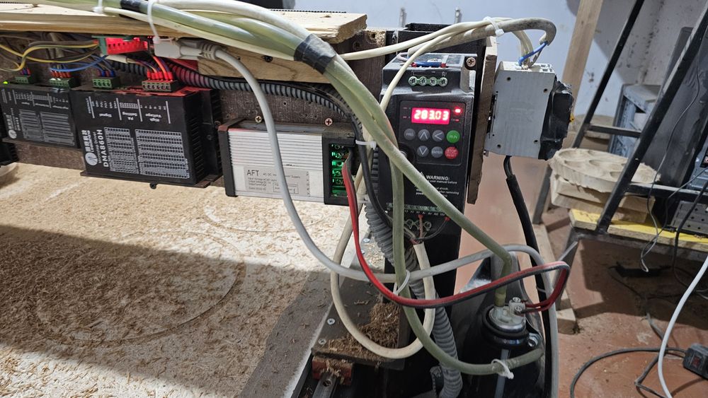 ЧПУ станок по дереву и металлу