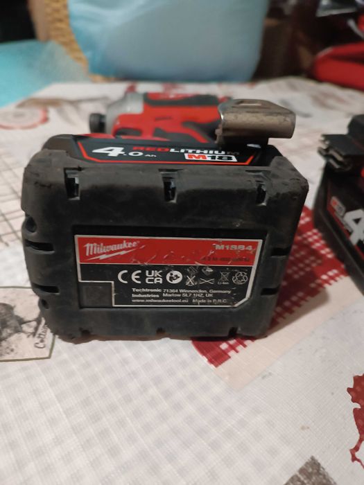 Комплект винтоверти Milwaukee CBLID и CBLPD