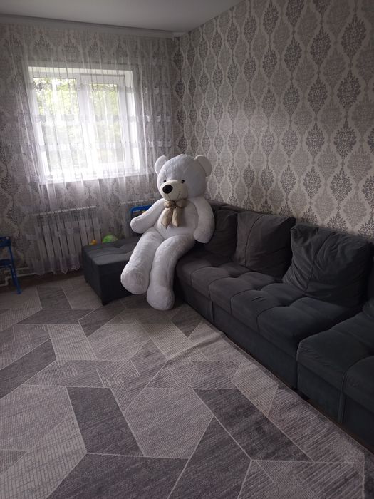 Продам плюшевого медведя