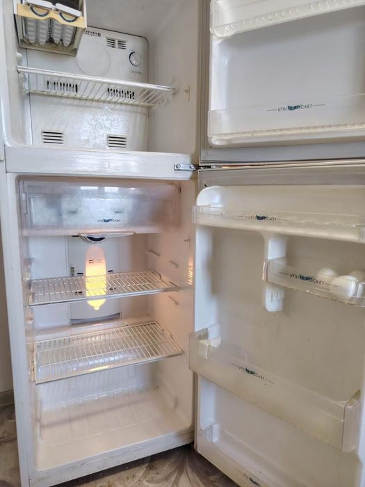 Продам холодильник. Кокшетау