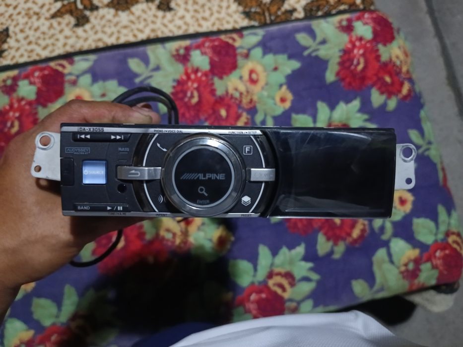 Alpine IDA-X305S