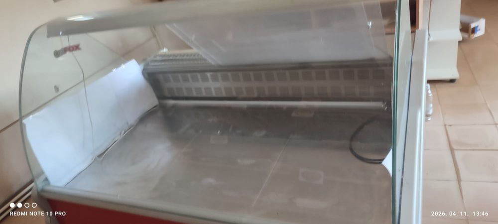 Vitrină frigorifică orizontală
