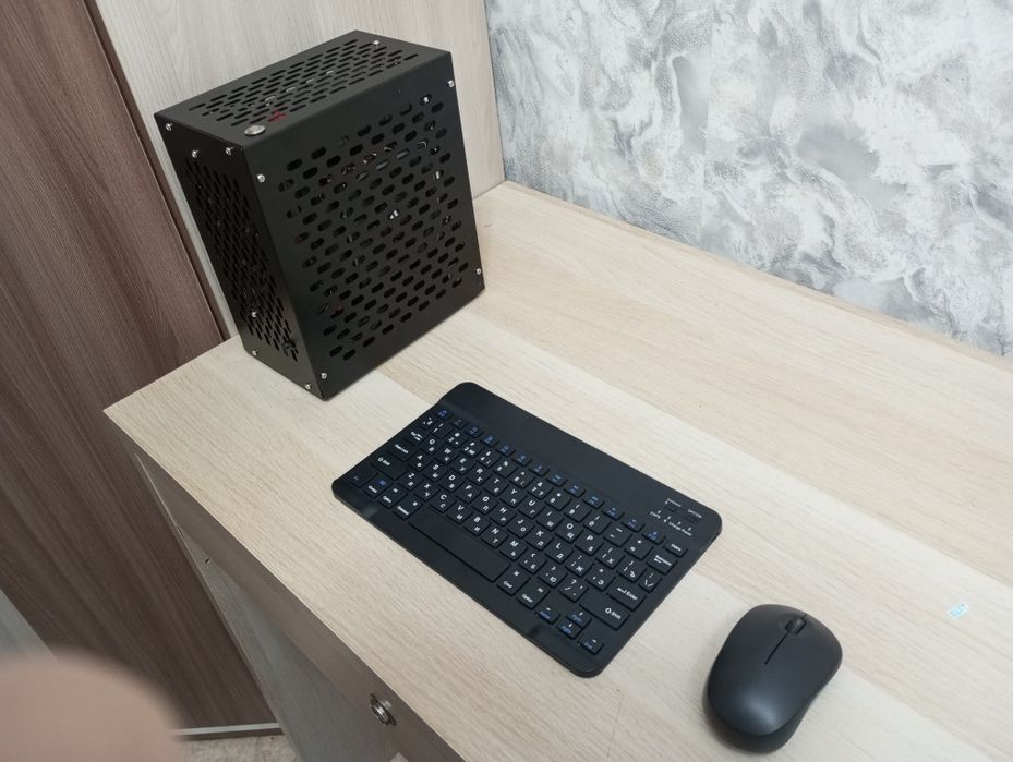 Черный MINI ITX на intel®