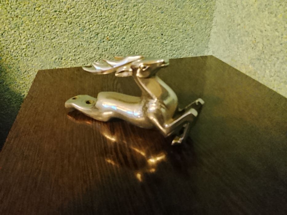 vaz 21 volga 2 seria emblemasi