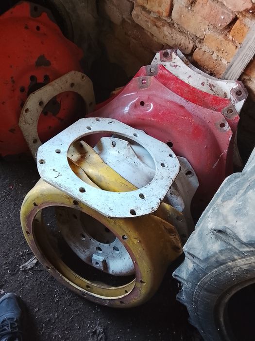 Steluțe roti tractor