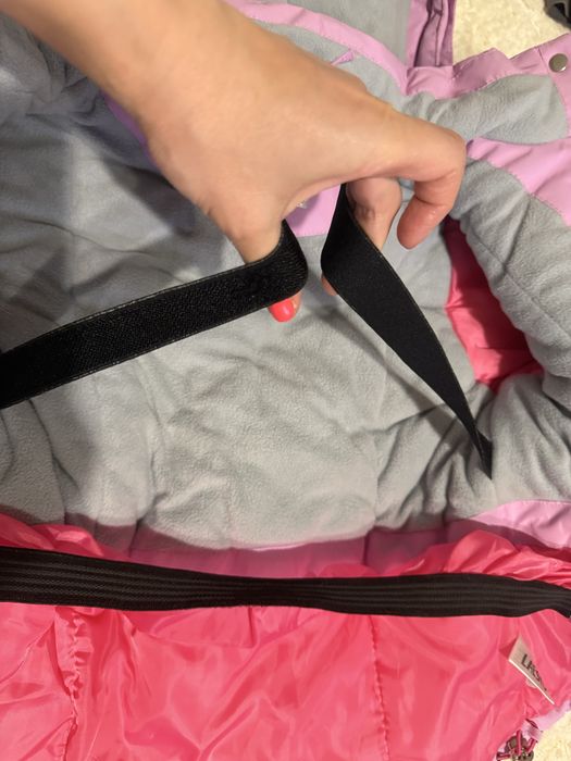 Продам детскую куртку