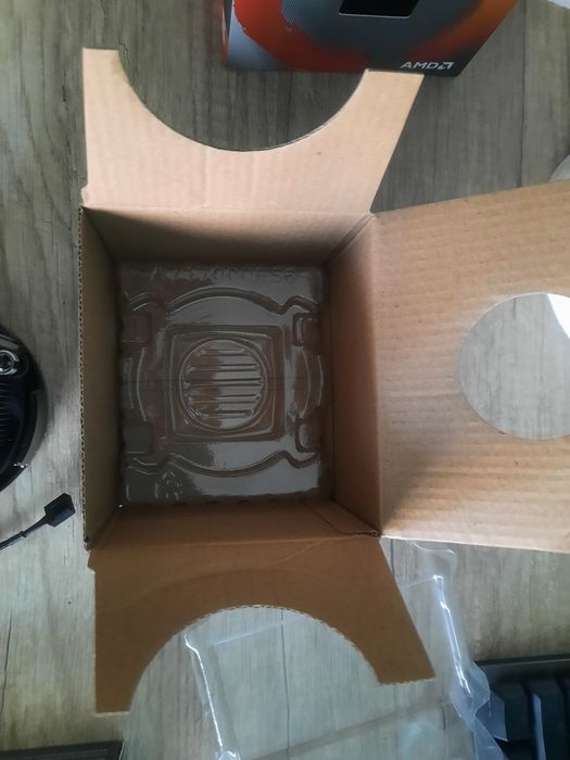 Cooler procesor AMD Wraith AM4