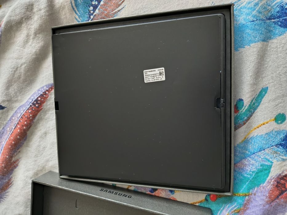 Самсунг З Фолд 7