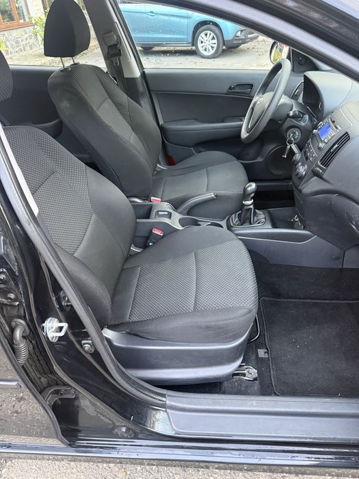 HYUNDAI i30 2012 — imagine 2
